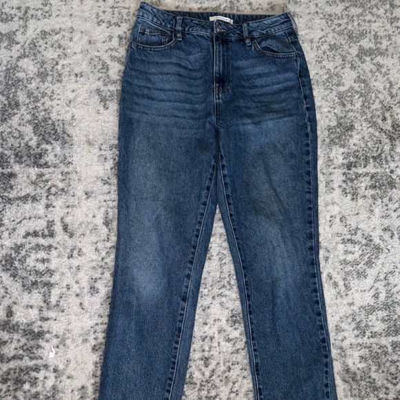 PACSUN Mom Jeans Medium Wash Size 28 / size 6 equivalent EUC - Picture 1 of 5
